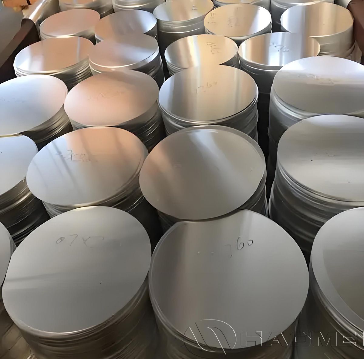 070 Aluminum circle.jpg 1070 Aluminum circle.jpg