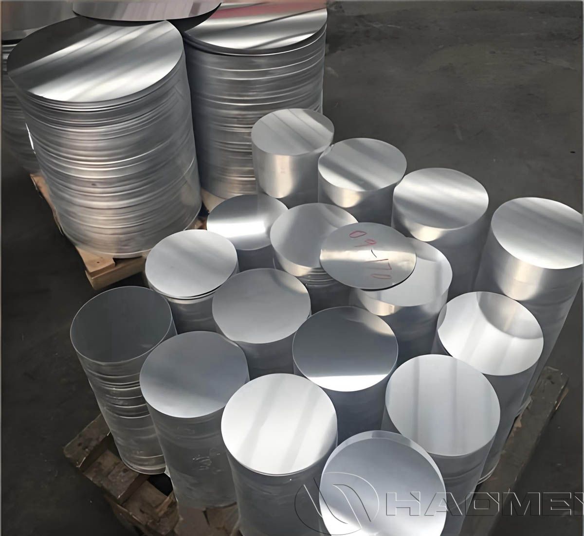 3003-cookware-aluminum-discs.jpg