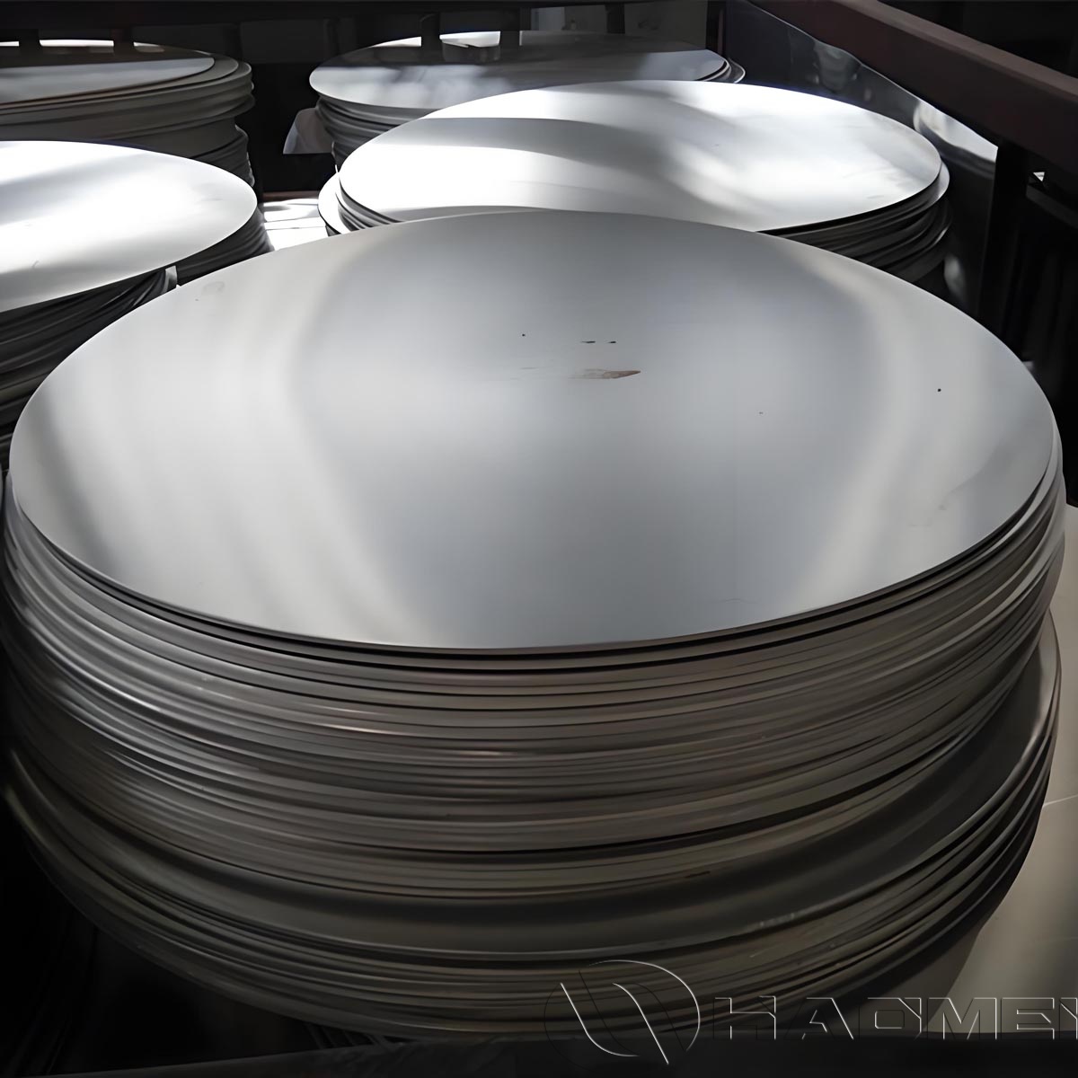 Large-sized aluminum discs
